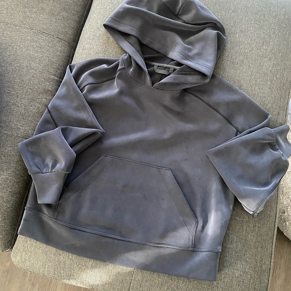 Lululemon Cropped Hoodie